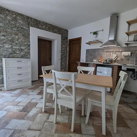 Antica Osteria Apartment Dongo